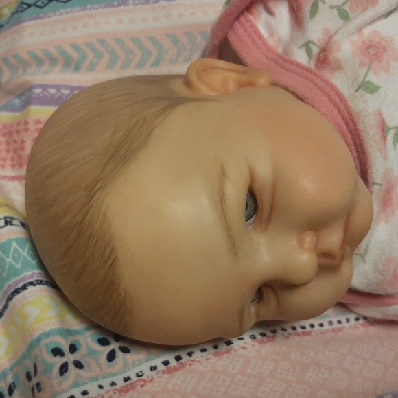 Reborn Tessa, sculpt by Didy Jacobsen SOLD - Picture 3 of 10